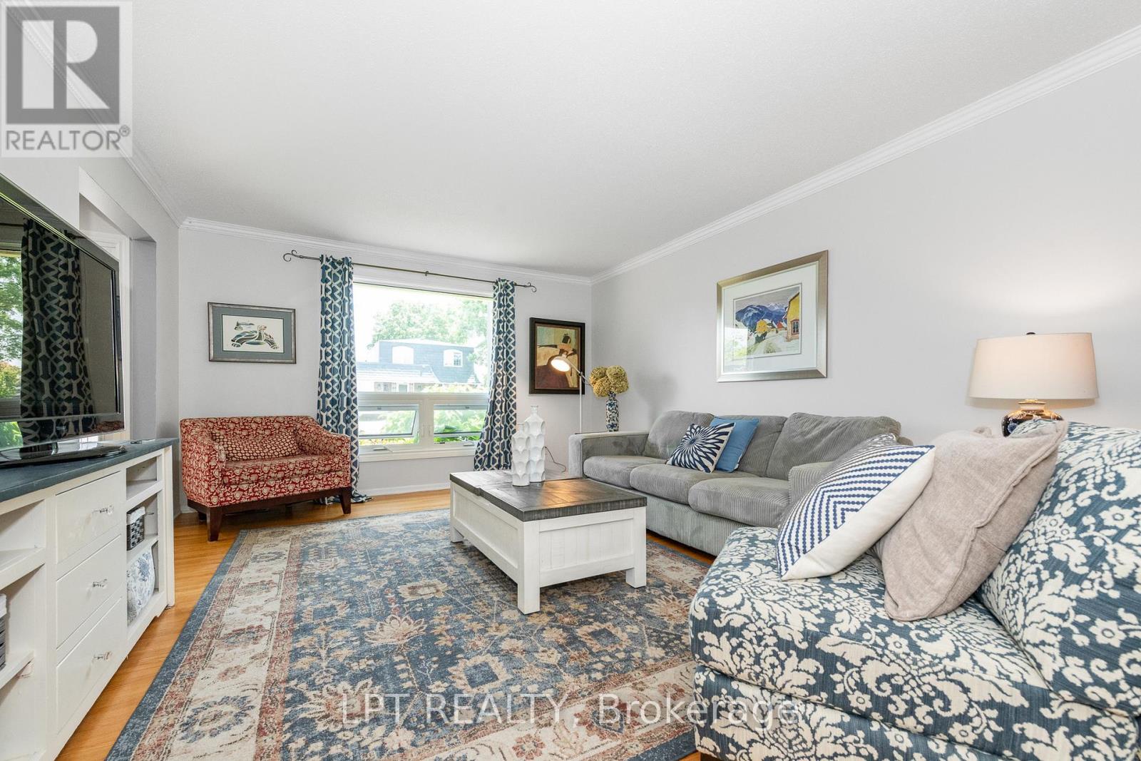 Property at 1329 FONTENAY CRESCENT image 5