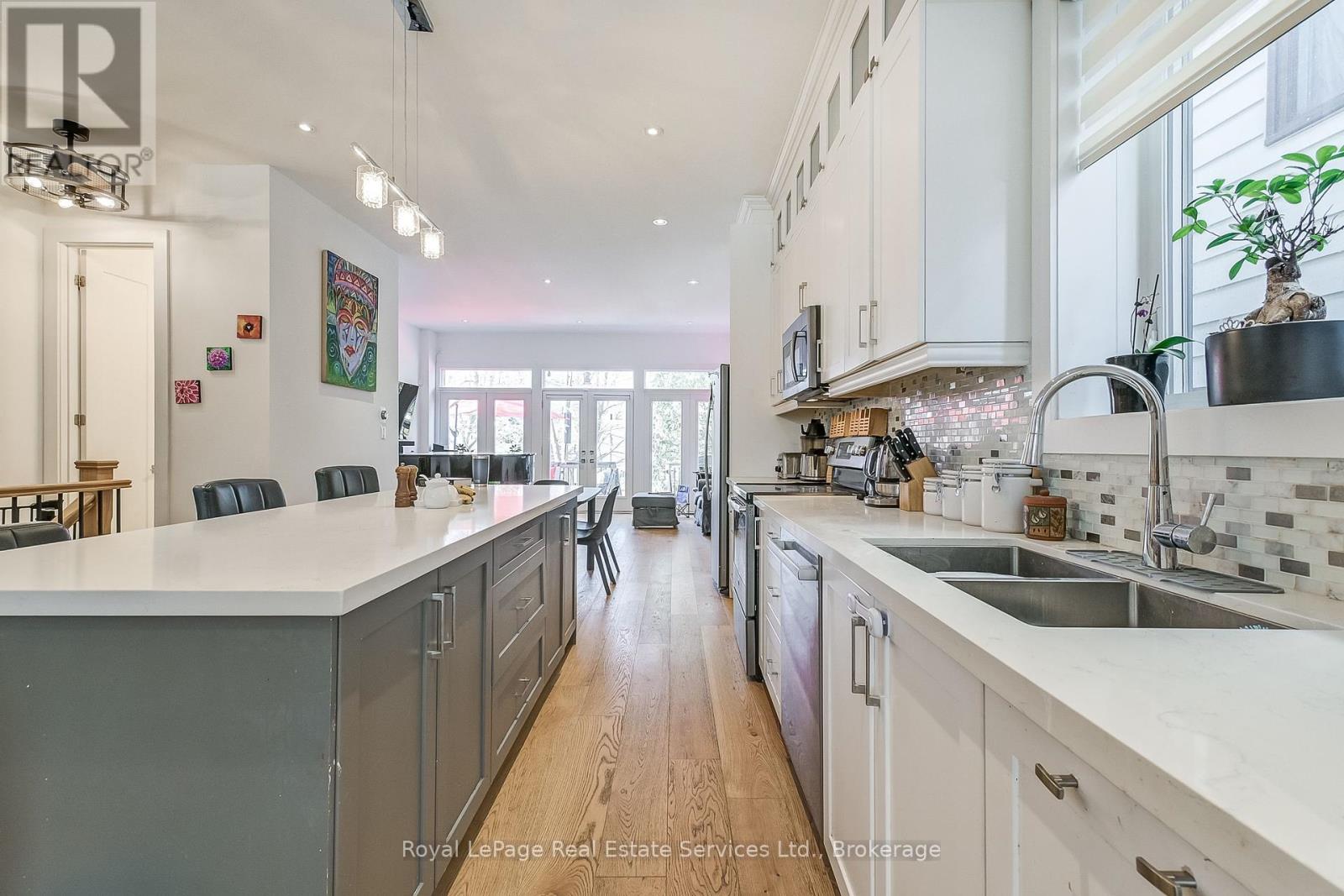 176 Leyton Avenue, Toronto, Ontario  M1L 3V6 - Photo 8 - E12241528