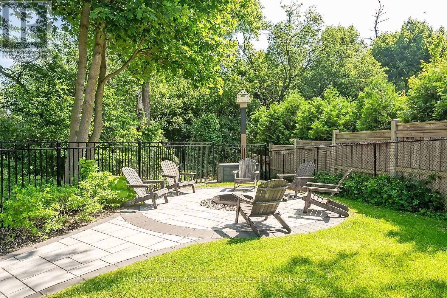111 Judith Crescent, Hamilton, Ontario  L9G 1L3 - Photo 45 - X12241485