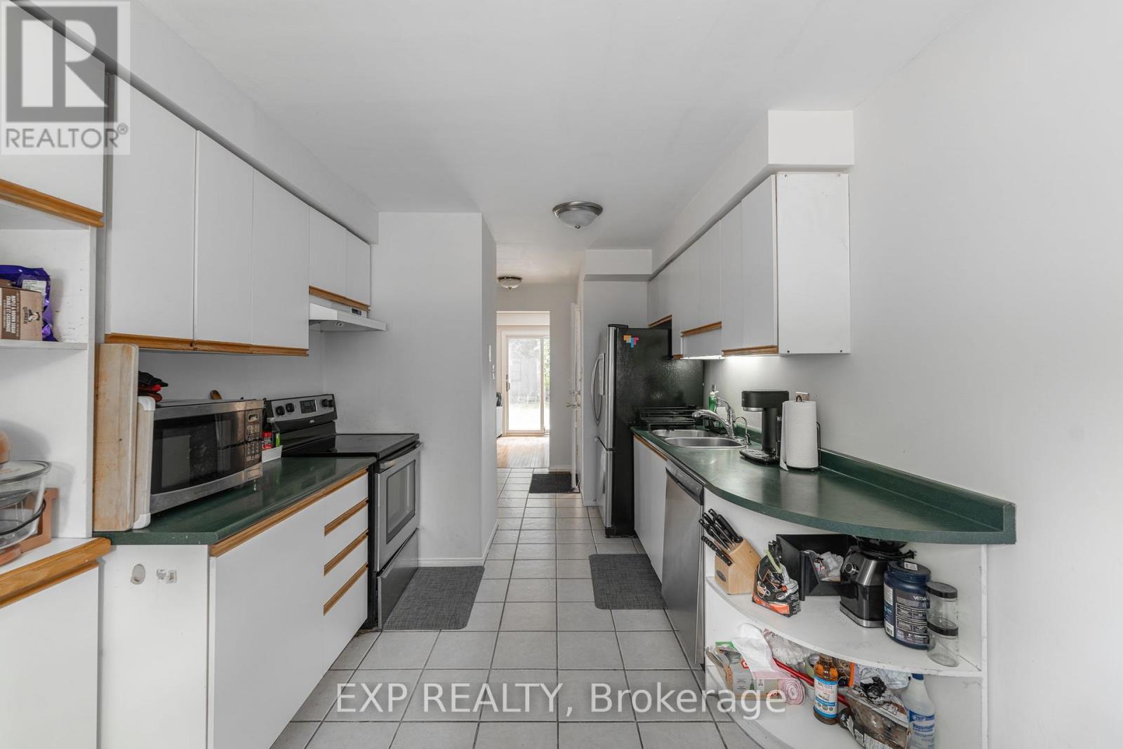 Property at 1105 BEECHNUT ROAD image 5