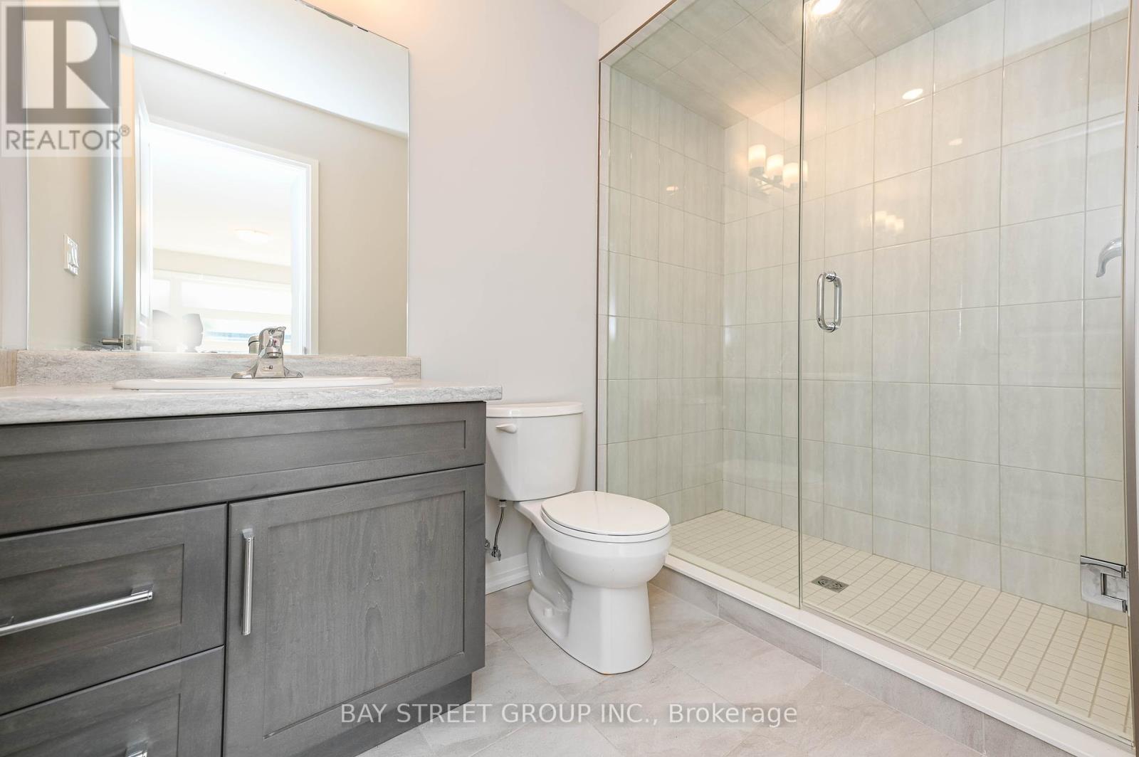 61 - 4552 Portage Road, Niagara Falls, Ontario  L2E 6A8 - Photo 12 - X12241499