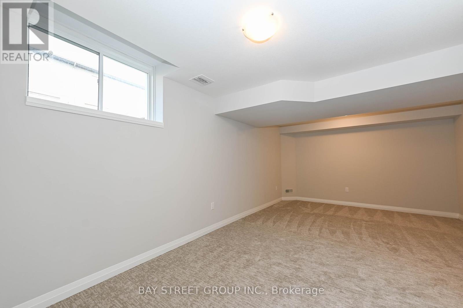 61 - 4552 Portage Road, Niagara Falls, Ontario  L2E 6A8 - Photo 23 - X12241499