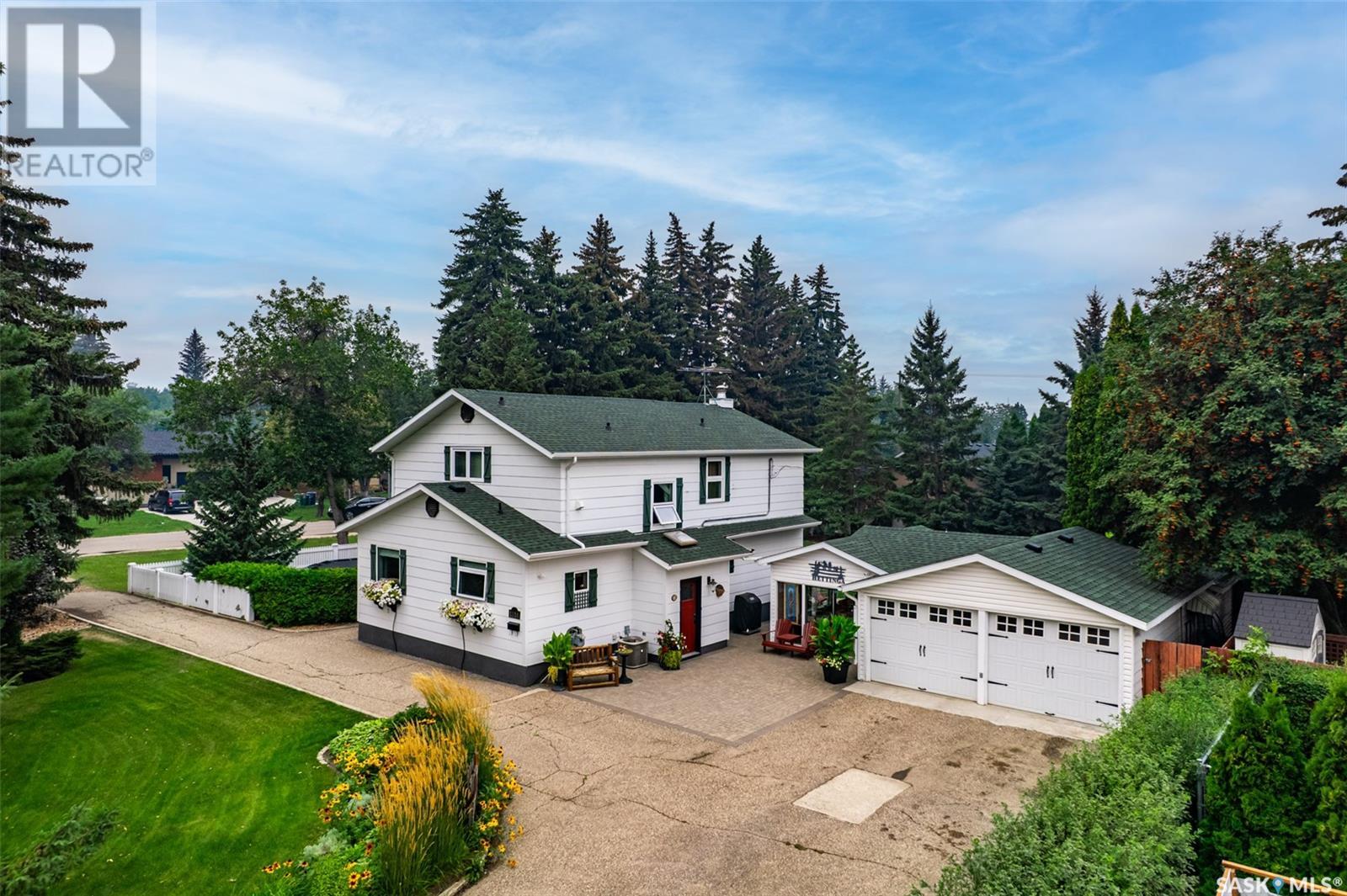 Property at 1114 Lancaster BOULEVARD image 1