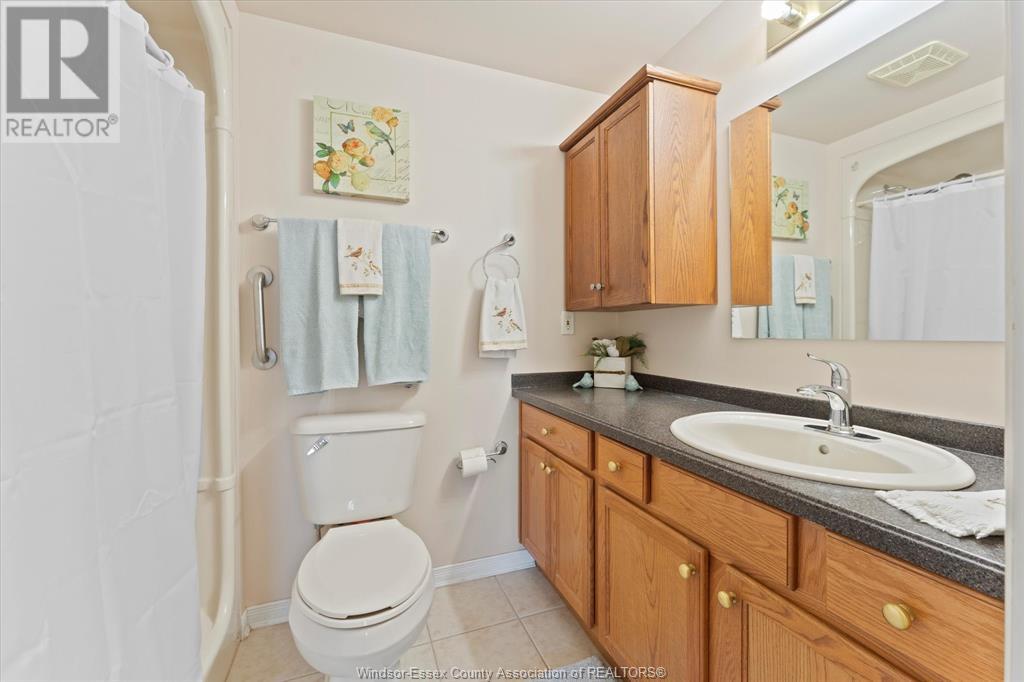 315 Village Grove Unit# 505, Tecumseh, Ontario  N8N 5G4 - Photo 20 - 25015903
