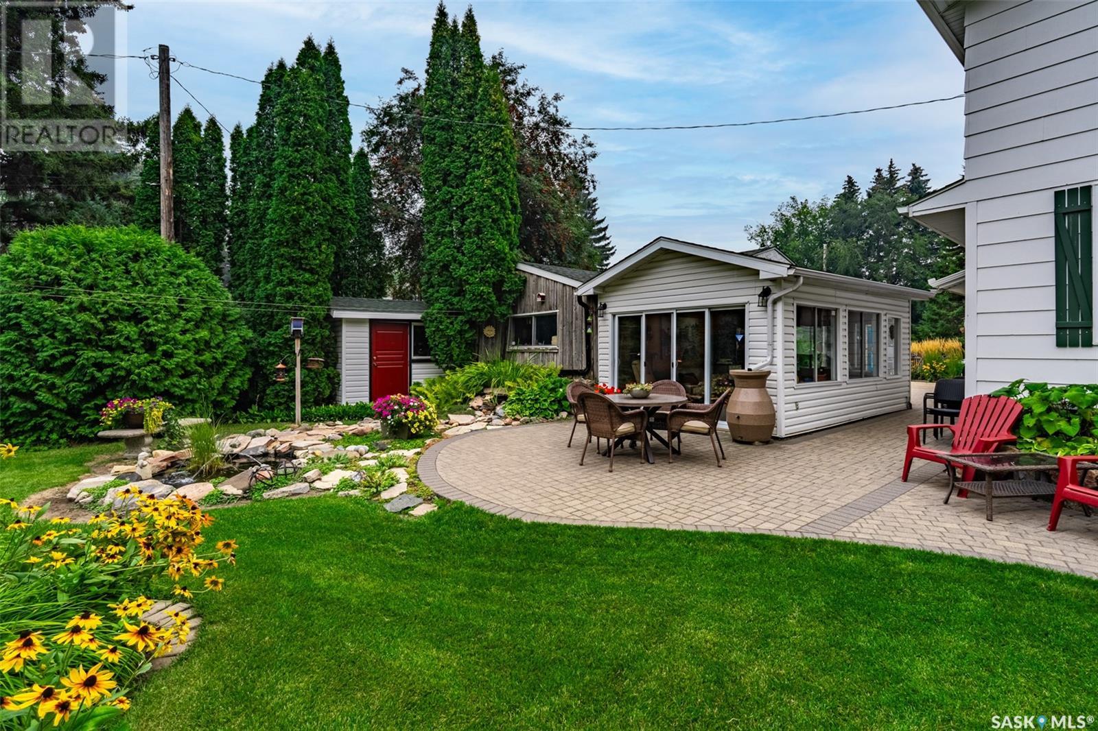 Property at 1114 Lancaster BOULEVARD image 3