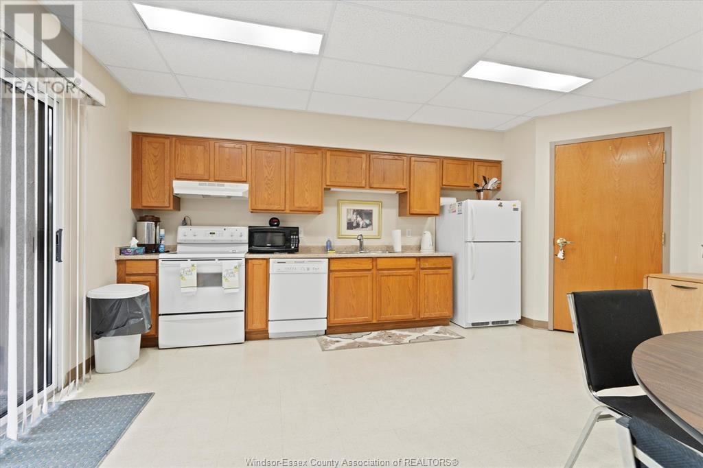 315 Village Grove Unit# 505, Tecumseh, Ontario  N8N 5G4 - Photo 32 - 25015903