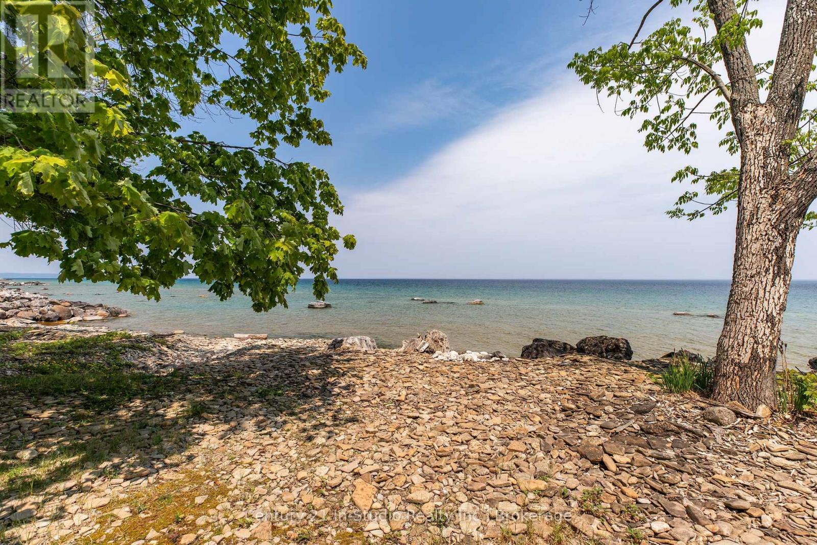 504877 Grey 1 Road, Georgian Bluffs, Ontario  N0H 1S0 - Photo 13 - X12241446
