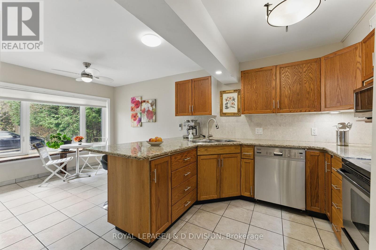 295 Brant Road, Brant, Ontario  N0E 1N0 - Photo 29 - X12131756