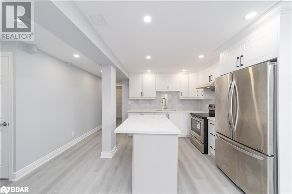 12 Jessica Drive Unit# Bsmt, Barrie, Ontario  L4N 5S5 - Photo 4 - 40744377