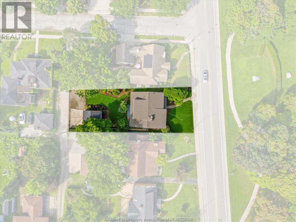 2371 Riverside Drive West, Windsor, Ontario  N9B 1B1 - Photo 48 - 25015943