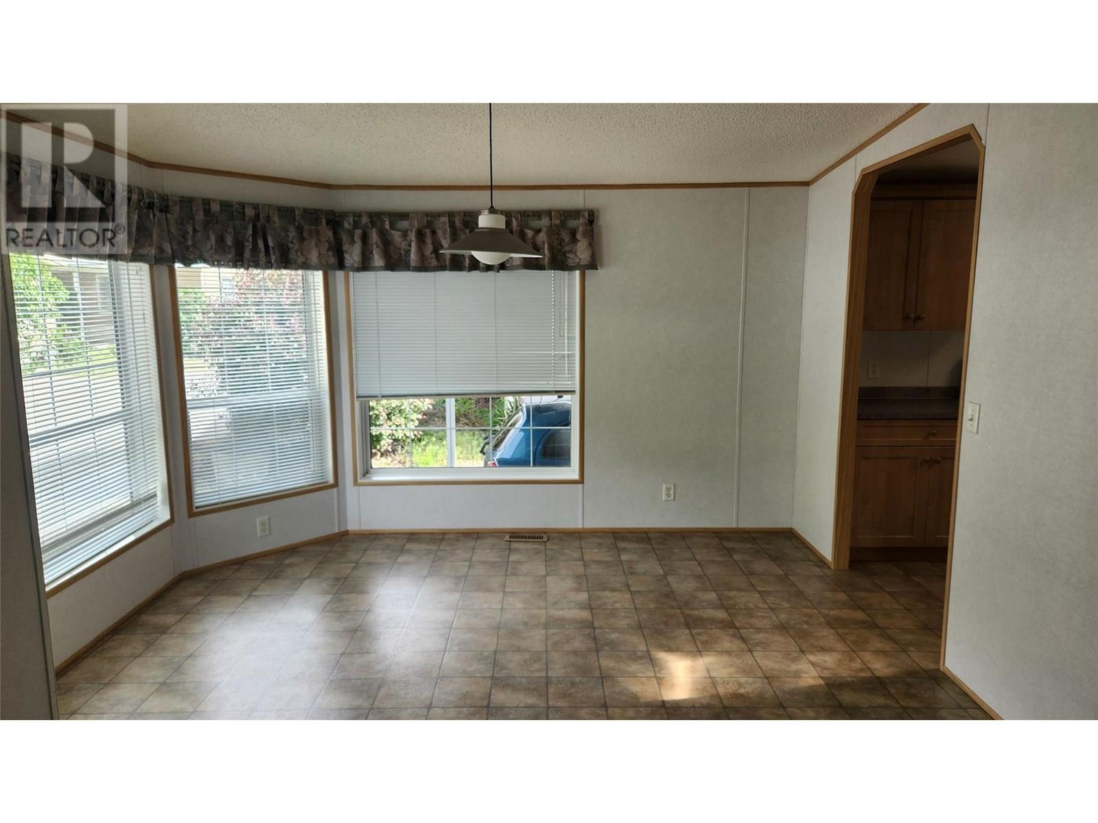 1518 Hwy 3a Unit# 15, Keremeos, British Columbia  V0X 1N6 - Photo 5 - 10329699