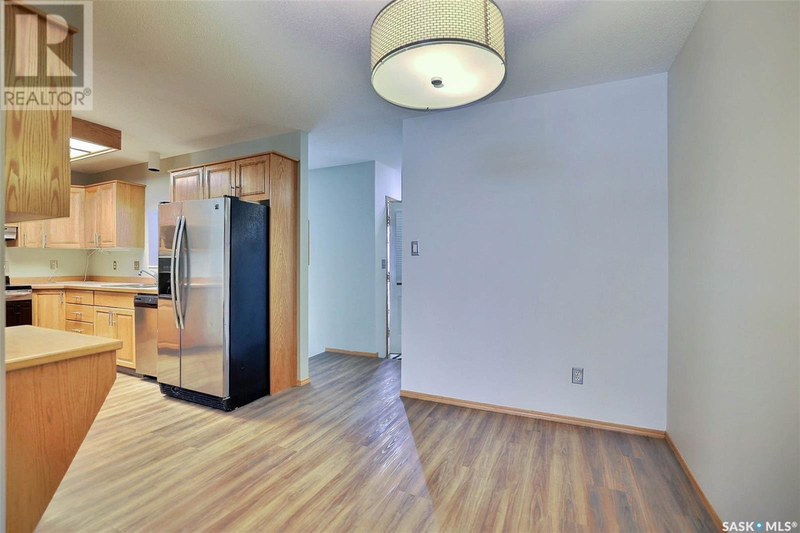 25 2338 Assiniboine Avenue E, Regina, Saskatchewan  S4V 2G2 - Photo 8 - SK010366