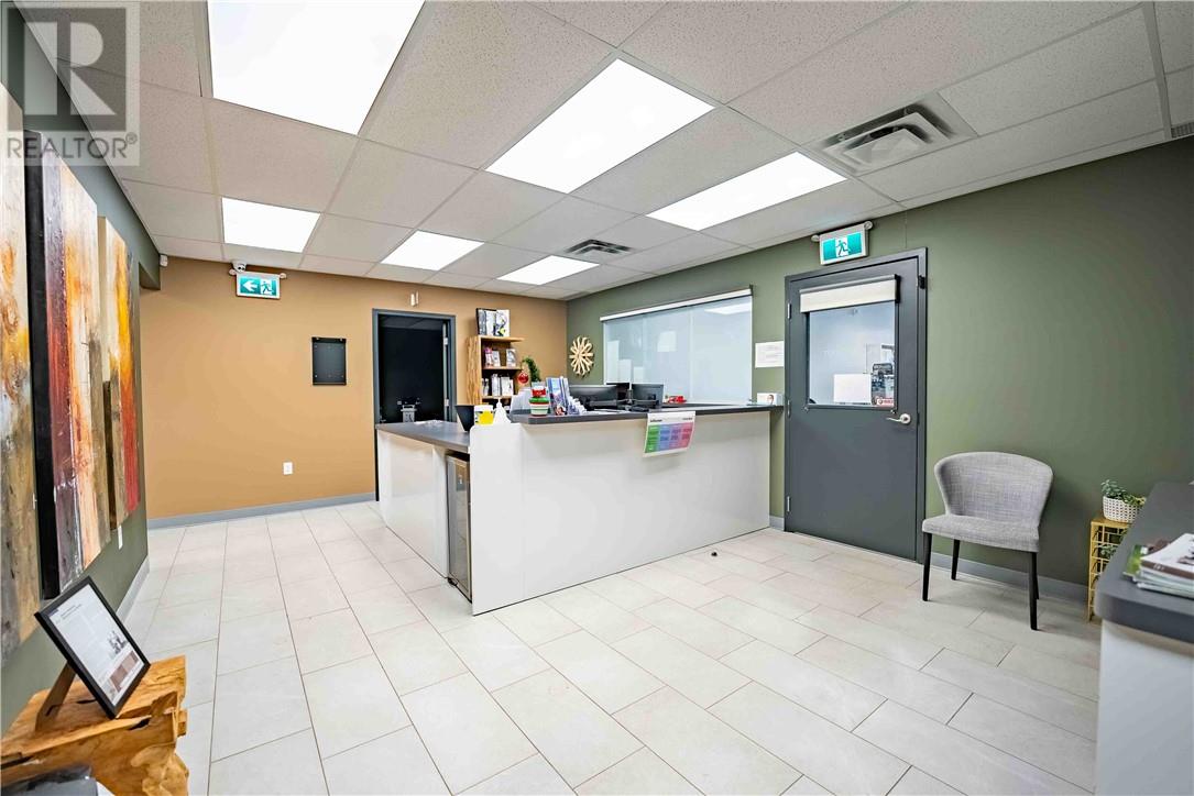 1536 Lasalle Boulevard Unit# B-2, Sudbury, Ontario  P3A 1Z7 - Photo 4 - 2123098