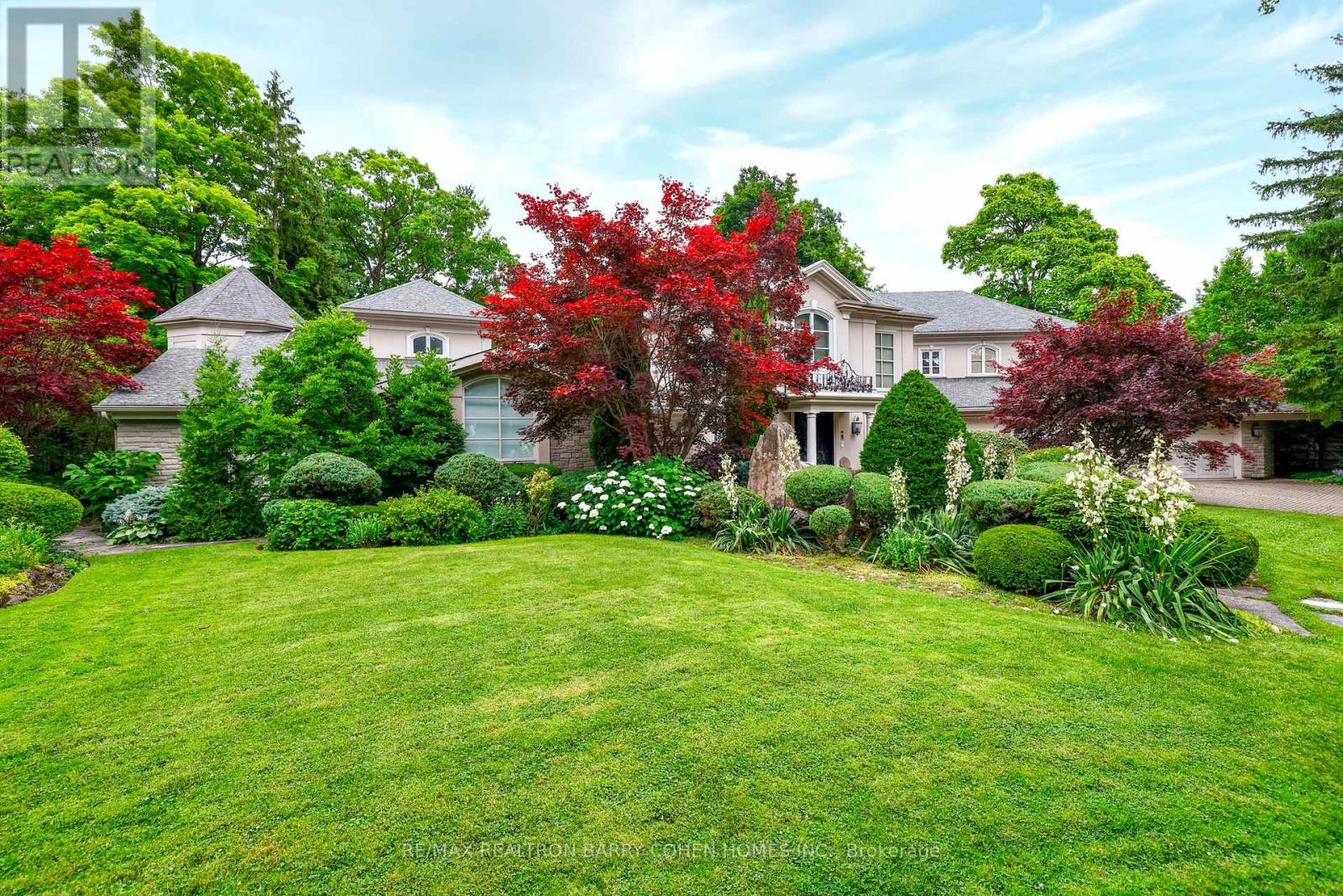 Property at 340 RIVERVIEW DRIVE image 3