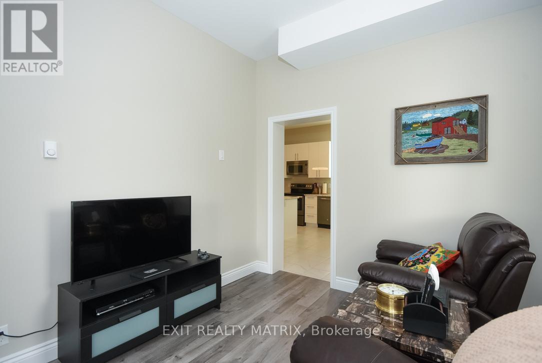 1429 Meadow Drive, Ottawa, Ontario  K4P 1B1 - Photo 14 - X11991293