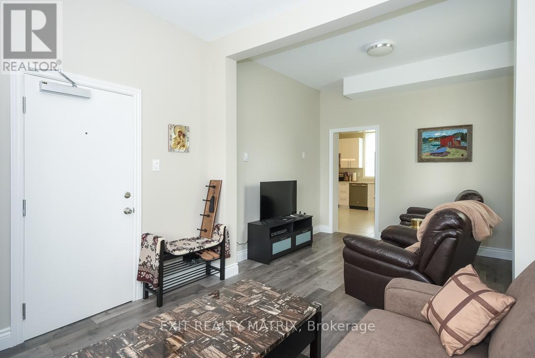 1429 Meadow Drive, Ottawa, Ontario  K4P 1B1 - Photo 12 - X11991293