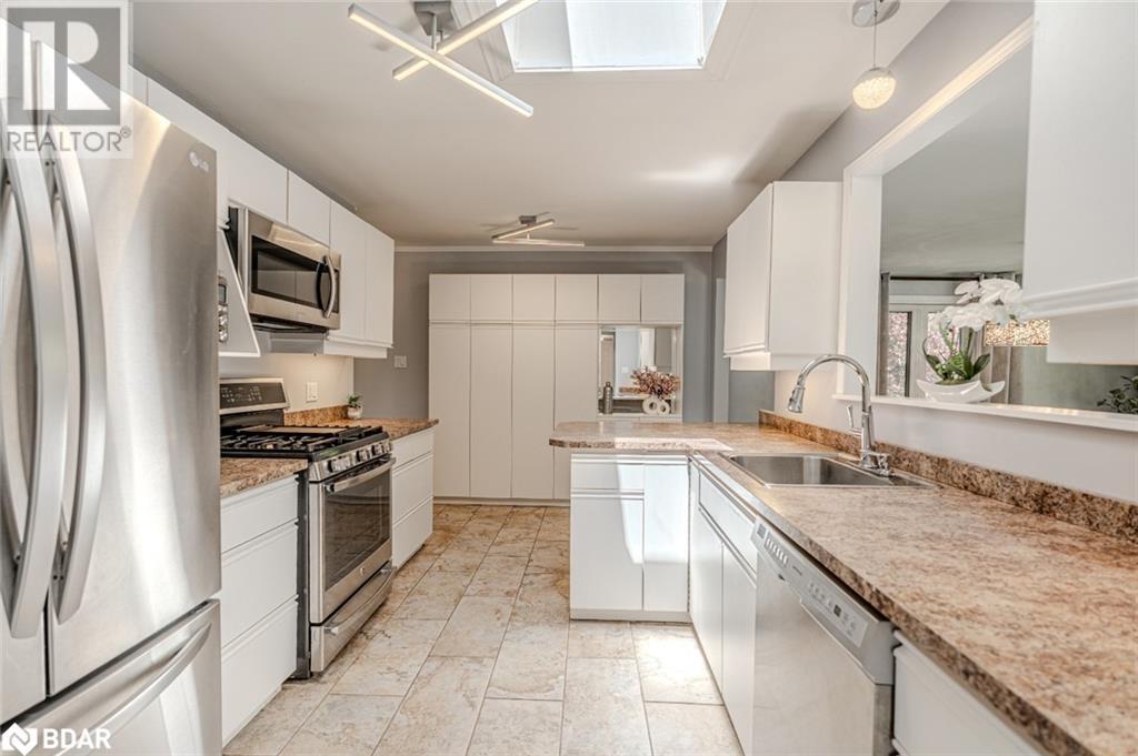 Property at 1105 ST VINCENT STREET image 4