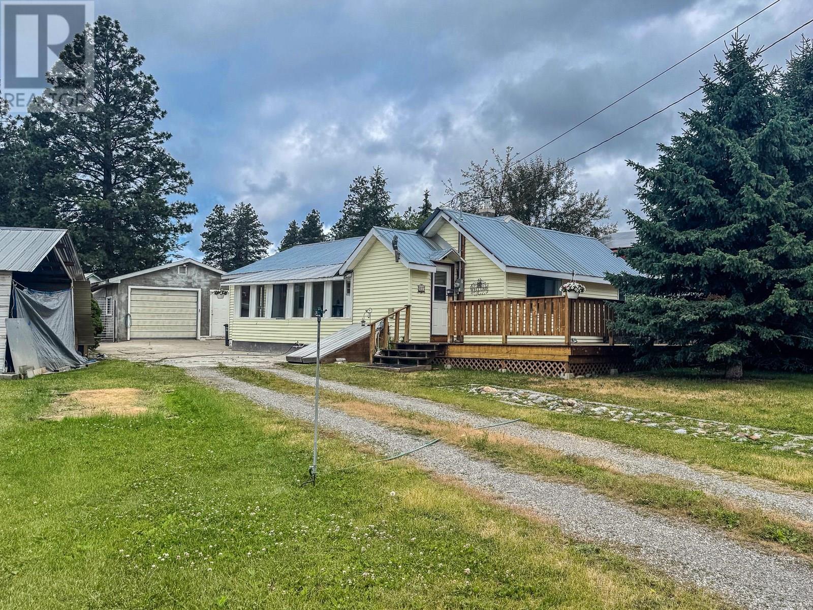 235 306th Avenue, Kimberley, British Columbia  V1A 3G8 - Photo 1 - 10348049