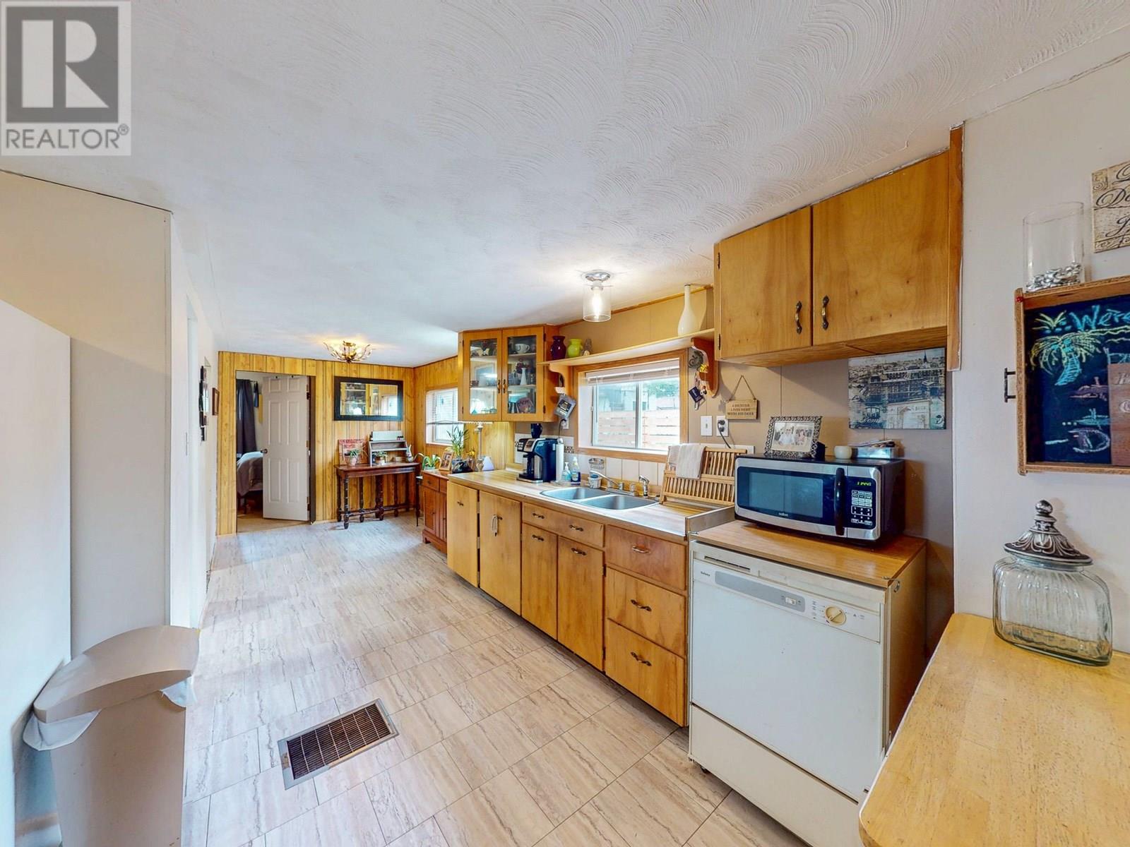 235 306th Avenue, Kimberley, British Columbia  V1A 3G8 - Photo 14 - 10348049