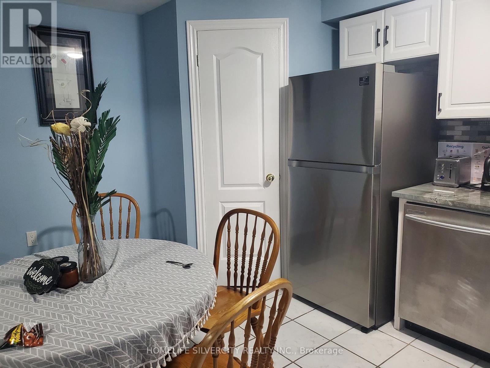 Basement#2 - 700 Peter Robertson Boulevard, Brampton, Ontario  L6R 1L7 - Photo 7 - W12241408