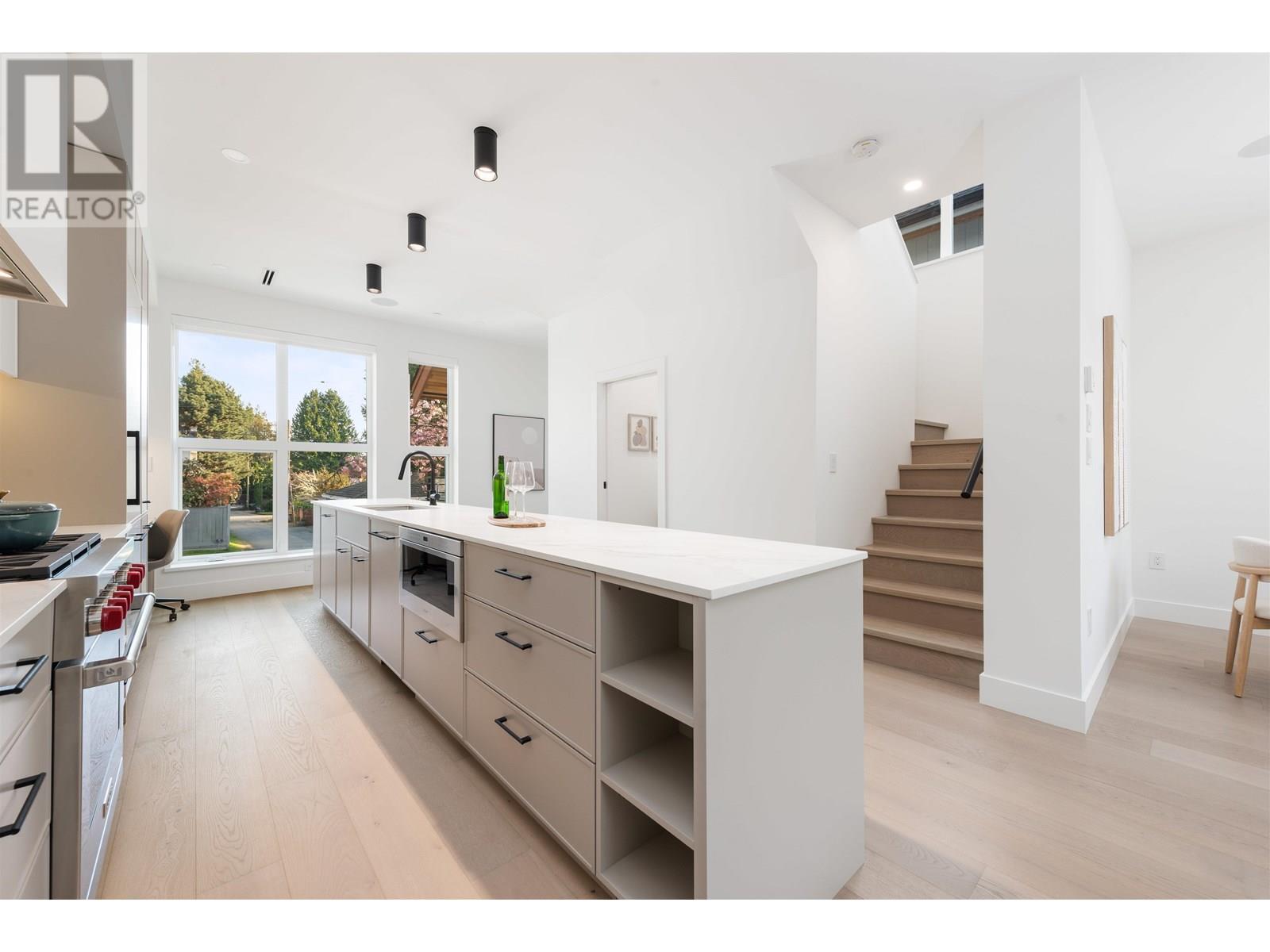 1493 W 52nd Avenue, Vancouver, British Columbia  V6P 1H6 - Photo 6 - R3019249