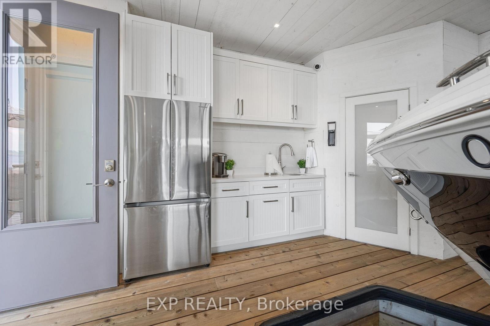 124 Claren Crescent, Huntsville (Stisted), Ontario  P1H 2J2 - Photo 40 - X12241458