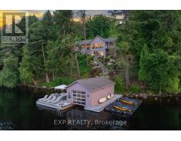 124 CLAREN CRESCENT, Huntsville, Ontario