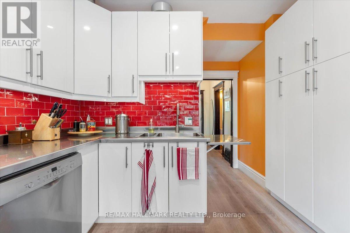 43 Albert Street, St. Catharines, Ontario  L2R 2G8 - Photo 19 - X12241478