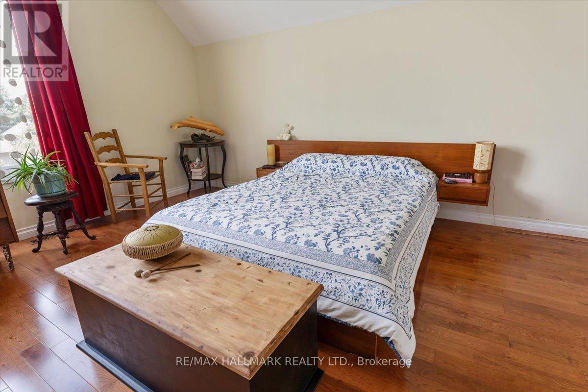 43 Albert Street, St. Catharines, Ontario  L2R 2G8 - Photo 36 - X12241478