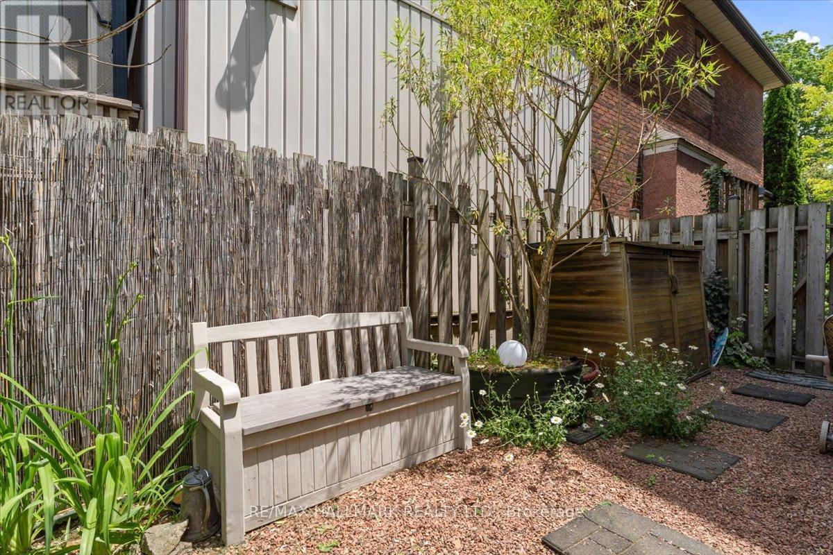 43 Albert Street, St. Catharines, Ontario  L2R 2G8 - Photo 43 - X12241478