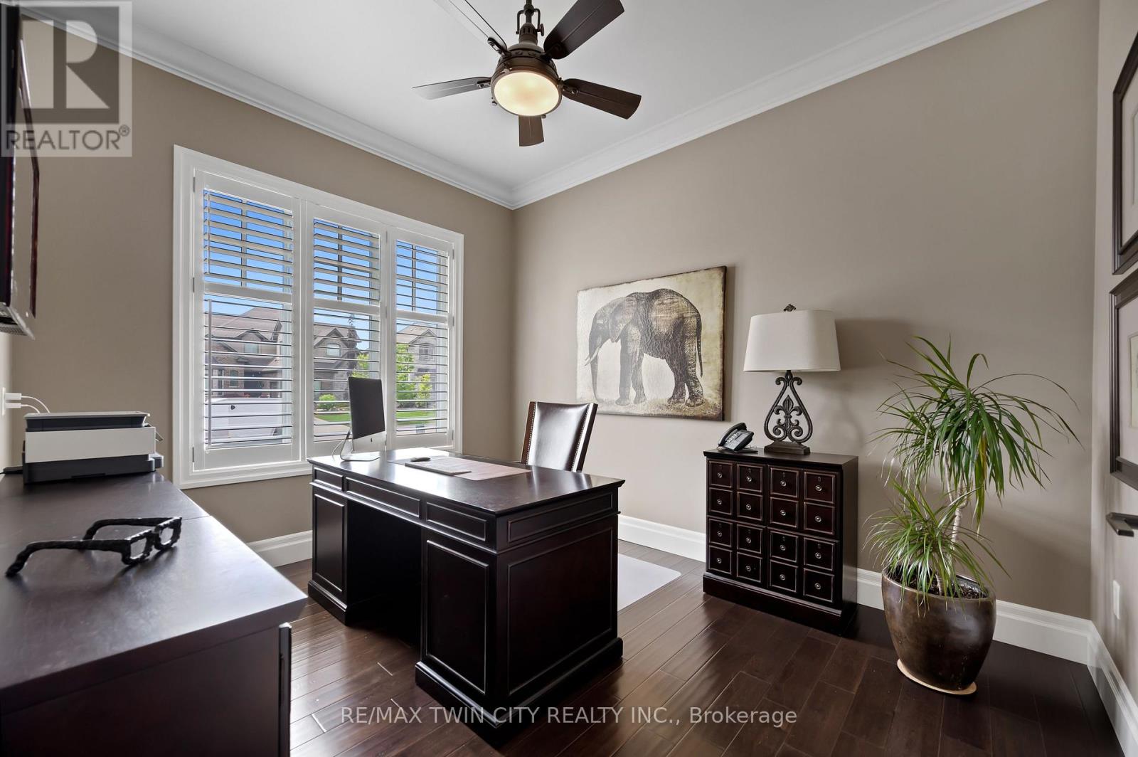 546 Manor Ridge Crescent, Waterloo, Ontario  N2K 0B4 - Photo 10 - X12241498