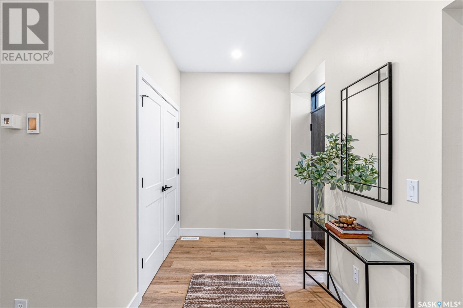 Property at 104 Barrett STREET image 3