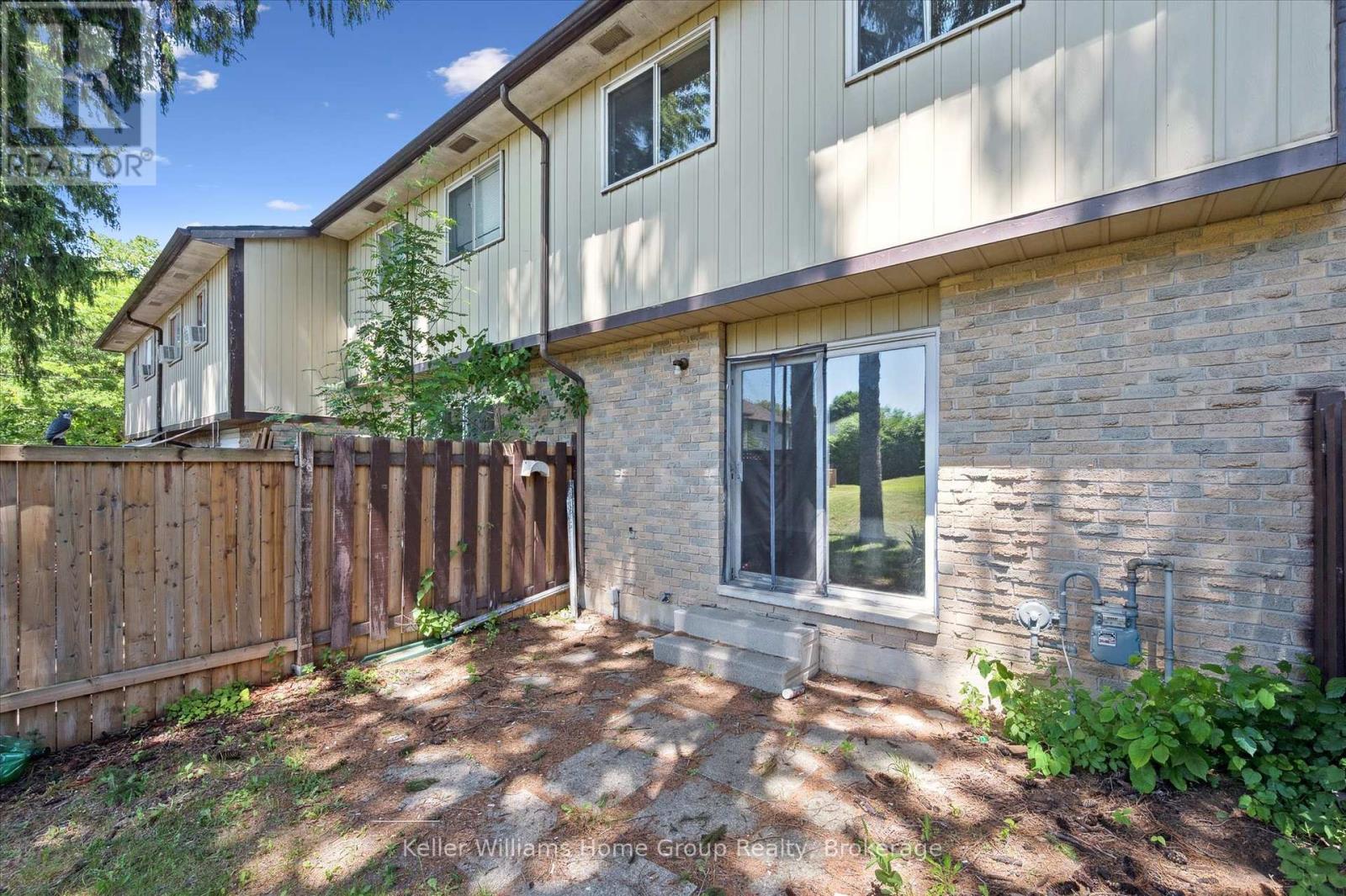9 - 80 Churchill Street, Waterloo, Ontario  N2L 2X2 - Photo 25 - X12006548