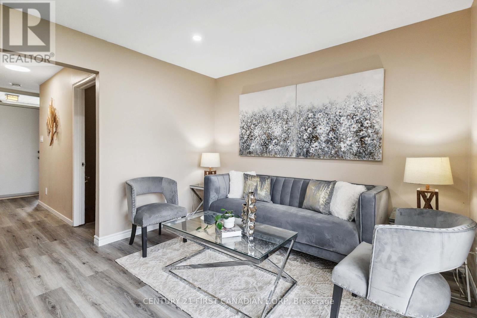 Property at 2 - 155 BOULLEE STREET image 3