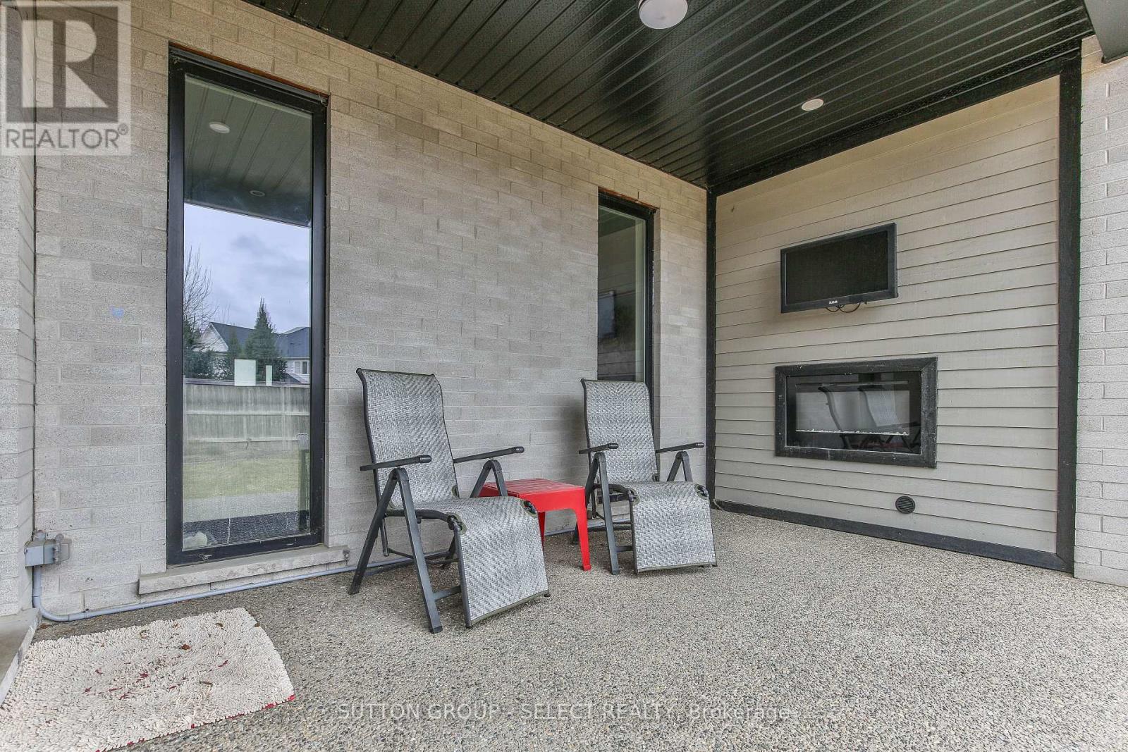 2199 Tokala Trail, London North, Ontario  N6G 0Z7 - Photo 47 - X12241758