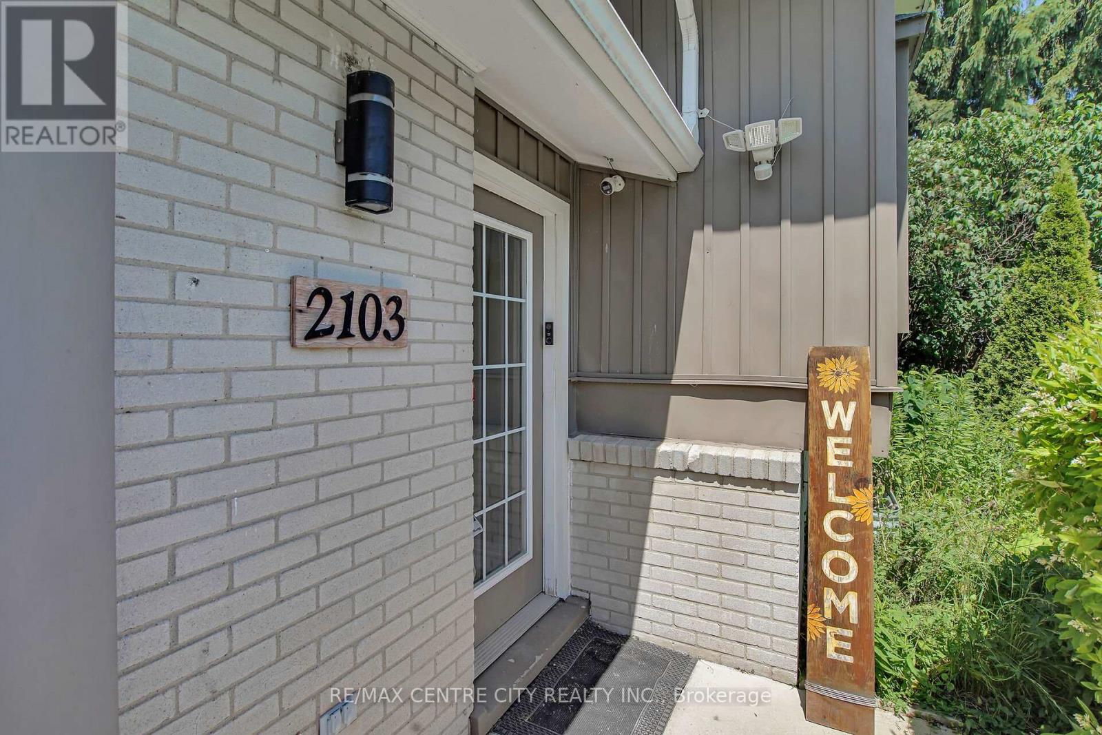 Property at 2103 FANSHAWE PARK ROAD W image 3
