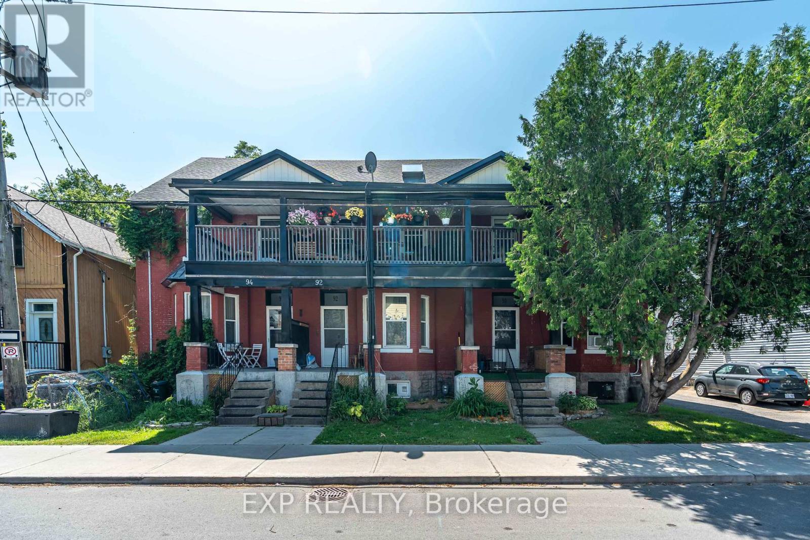 Property at 92 CAMBRIDGE STREET N image 2