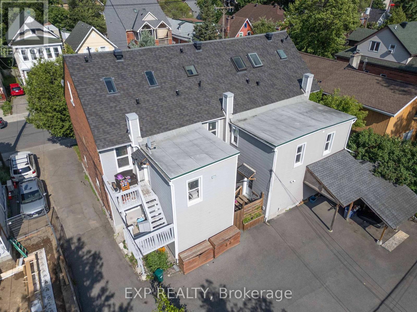 Property at 92 CAMBRIDGE STREET N image 3