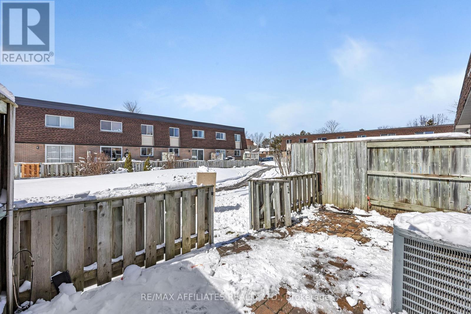 67 - 392 Garden Glen Private, Ottawa, Ontario  K2G 1E4 - Photo 39 - X12241778