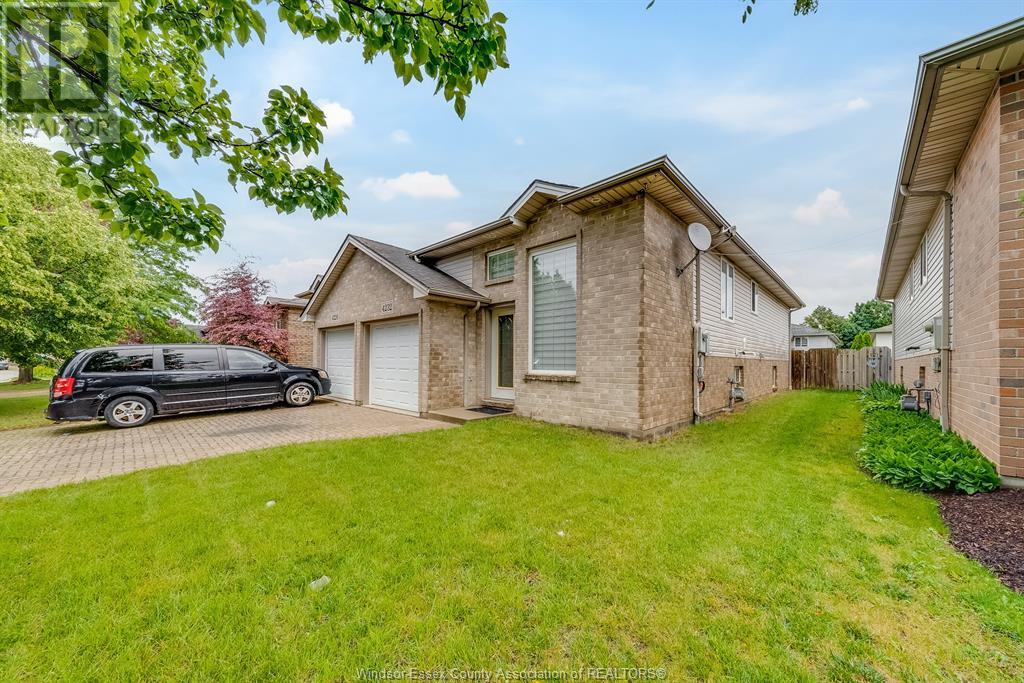 Property at 4232 STAGECOACH AVENUE image 3