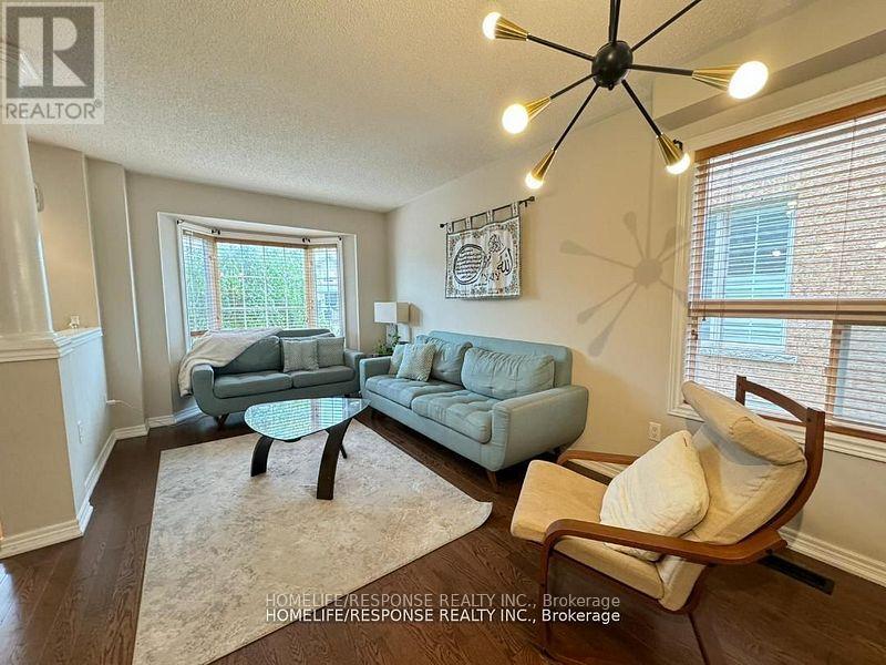 3254 Mcdowell Drive, Mississauga, Ontario  L5M 6S4 - Photo 7 - W12241610