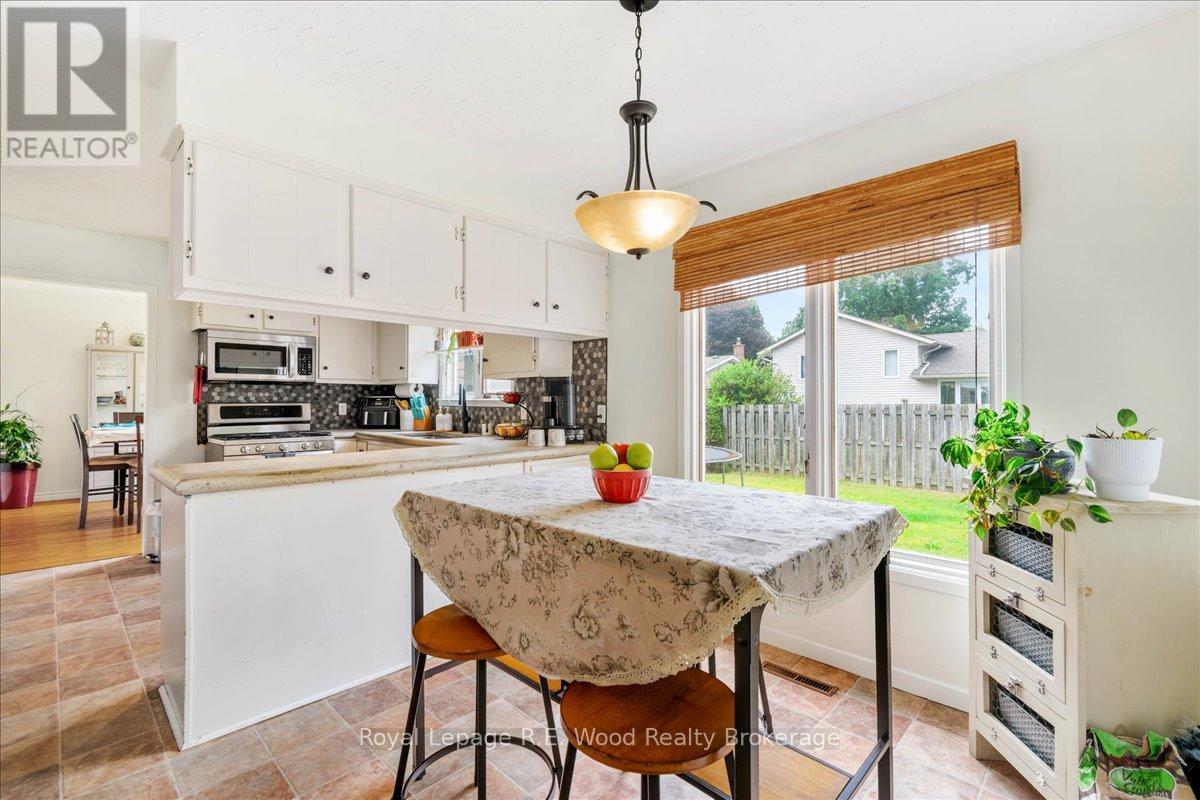 24 Norfolk Street, Norwich, Ontario  N0J 1R0 - Photo 19 - X12241746