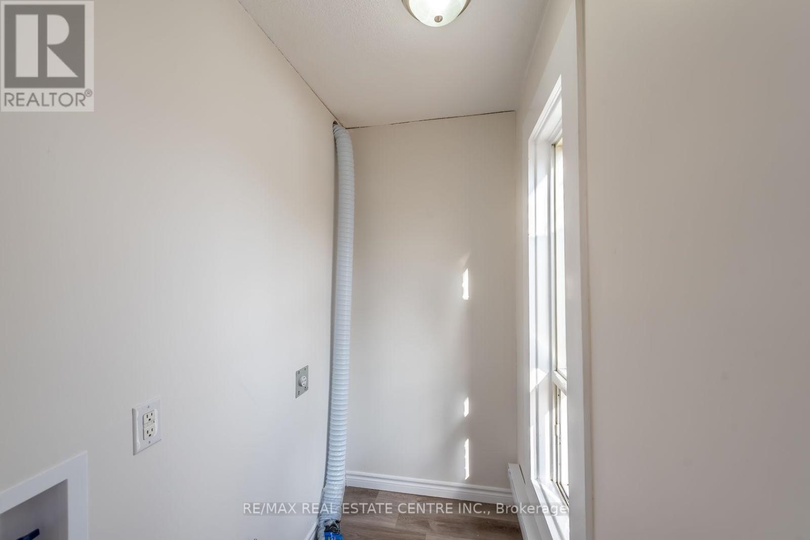 2 - 191 Sherman Avenue S, Hamilton, Ontario  L8M 2R2 - Photo 5 - X12241607