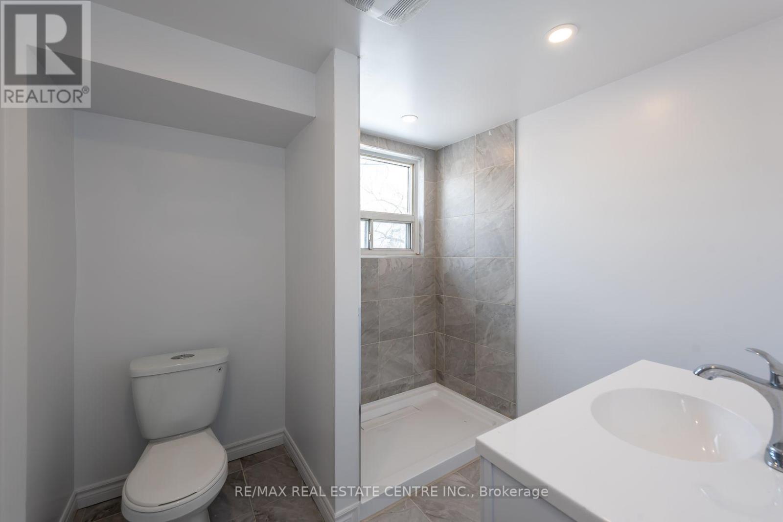 2 - 191 Sherman Avenue S, Hamilton, Ontario  L8M 2R2 - Photo 6 - X12241607