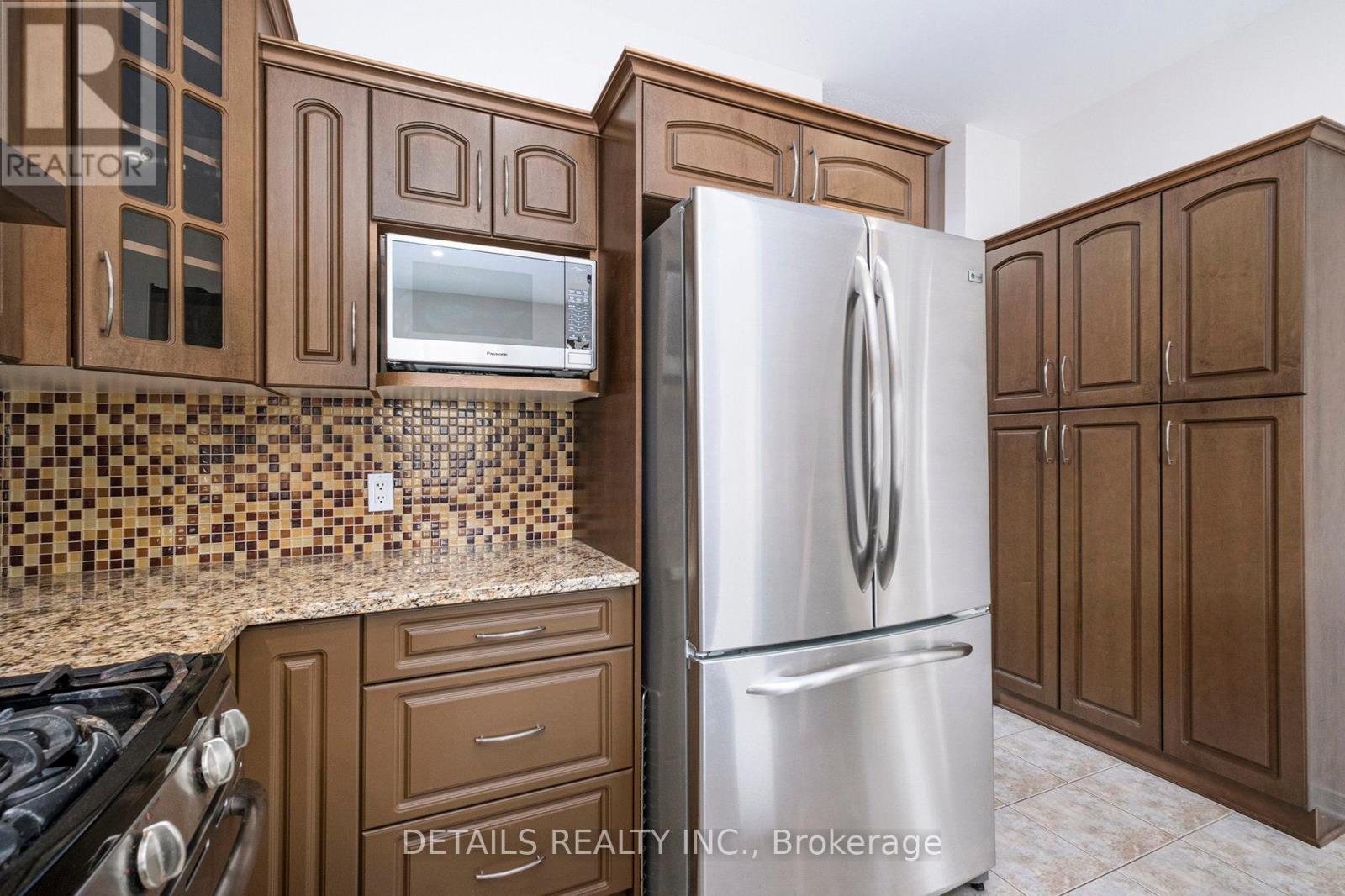 809 Pinnacle Street, Ottawa, Ontario  K4A 0L6 - Photo 15 - X12204738