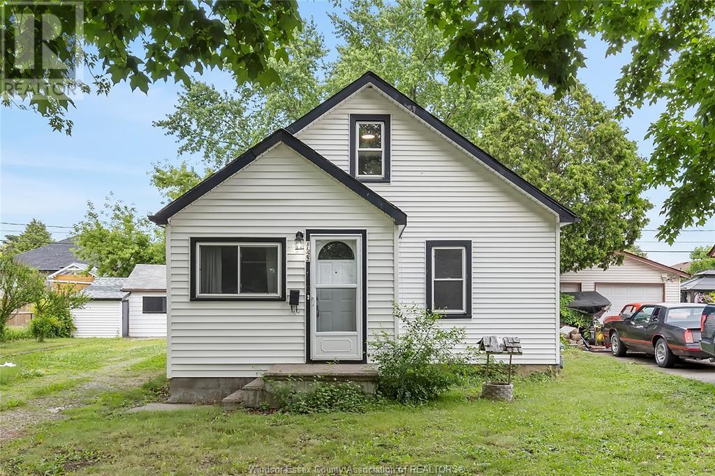 1622 Betts, Windsor, Ontario  N9B 3L5 - Photo 3 - 25015952