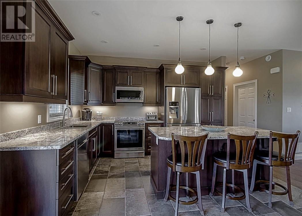 196 Schreyer Street, Hanmer, Ontario  P3P 0E3 - Photo 6 - 2123107