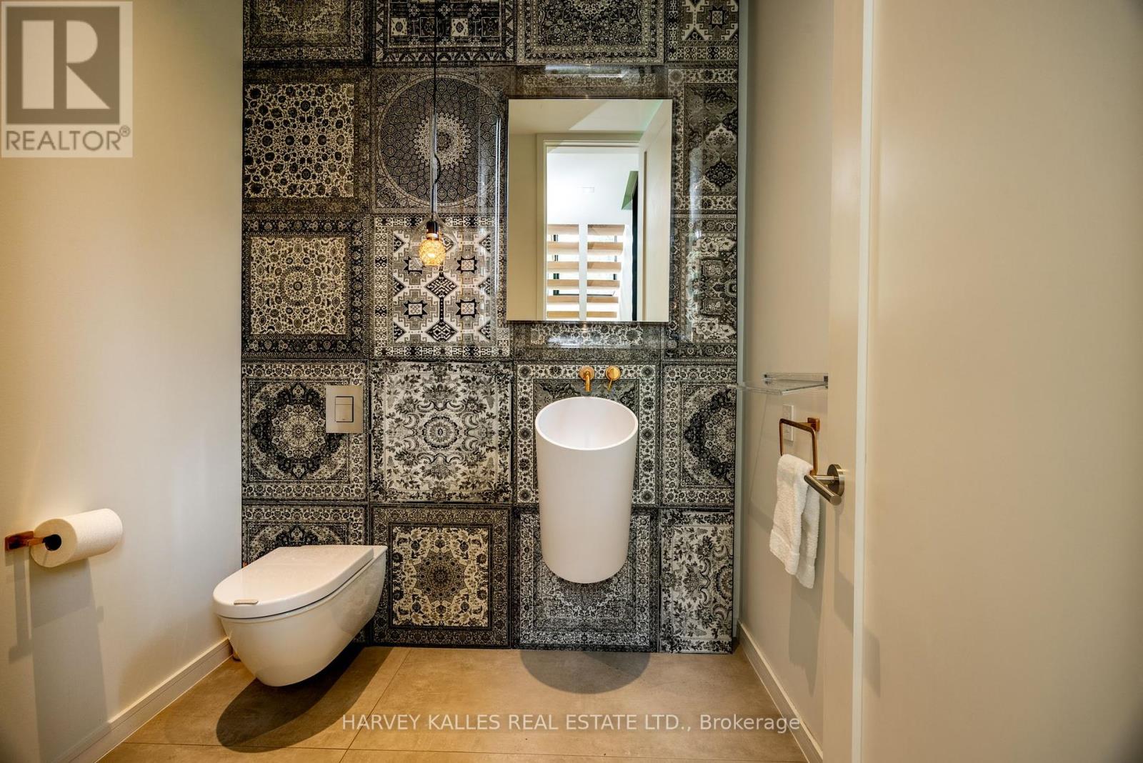 Property at 12 TETBURY CRESCENT image 4