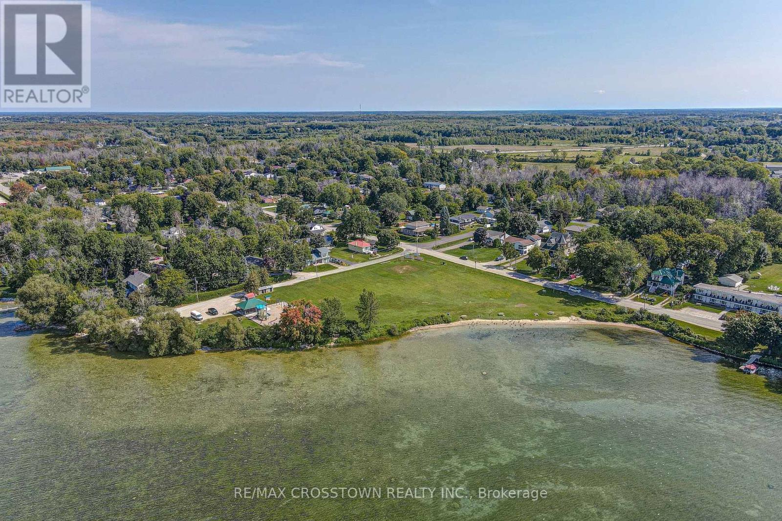 4705 Anderson Avenue, Ramara, Ontario  L3V 6H7 - Photo 15 - S12224547