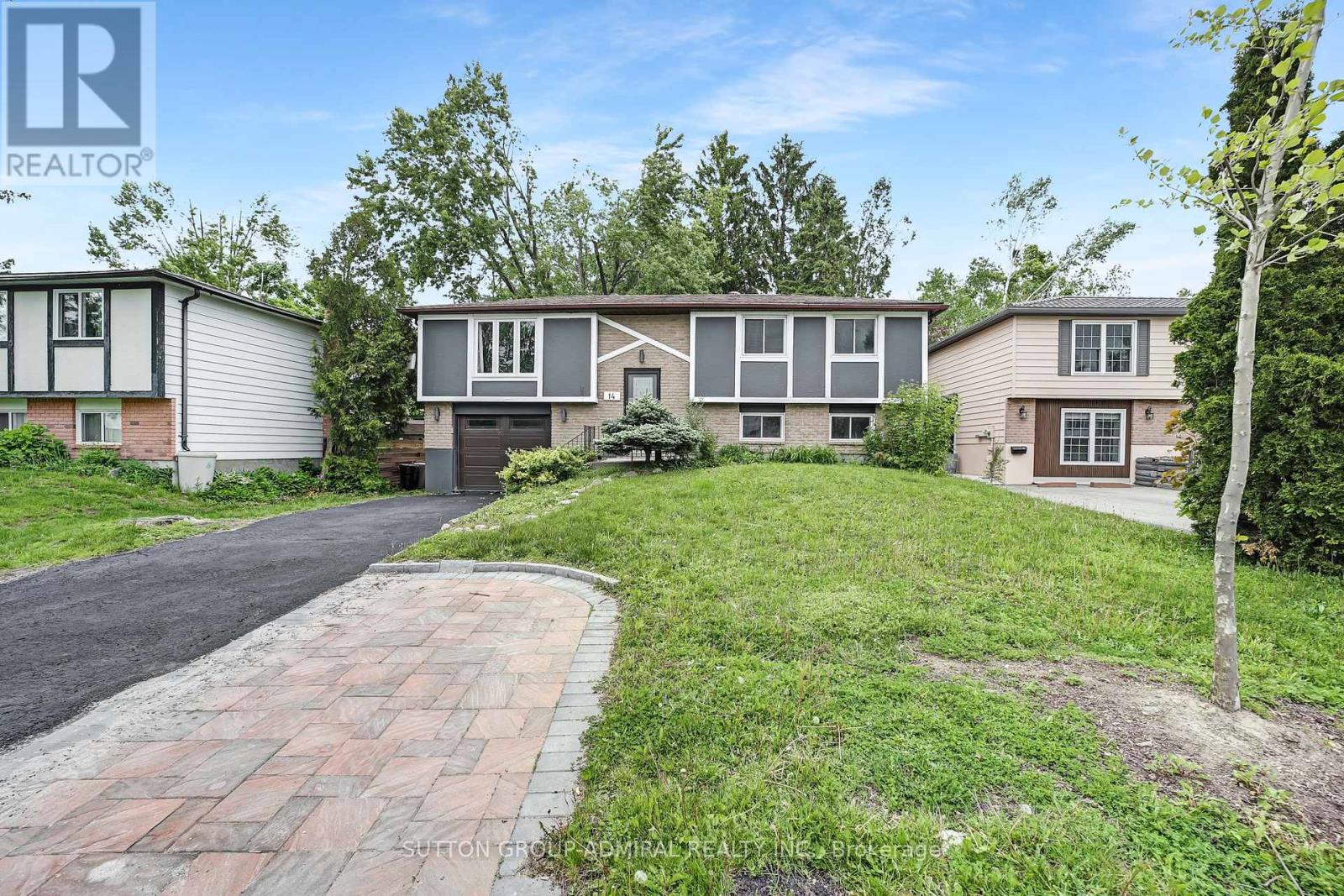 Property at 14 CHIPPAWA COURT image 2
